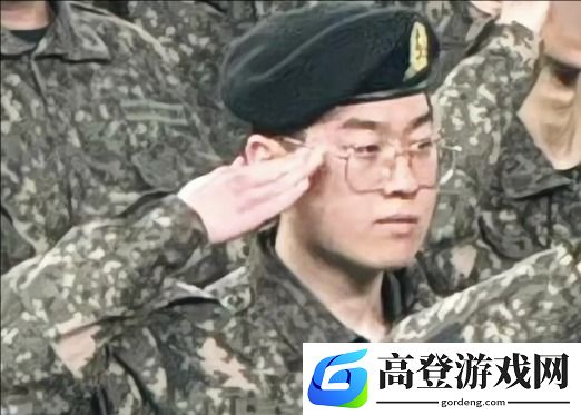 曝Zeus服役期间被T1粉丝找茬,质问宙斯为什么要抛弃T1